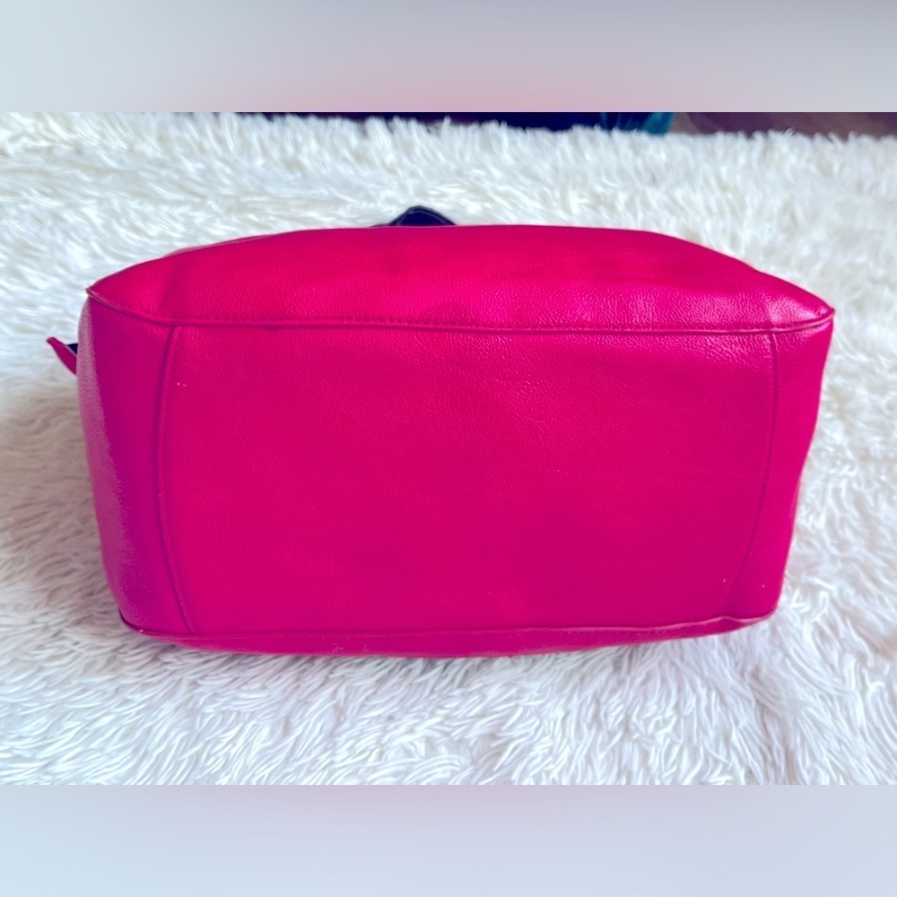 Betsey Johnson Pink Typewriter Handbag. Rare Hard to find Collectors piece - Picture 7 of 12